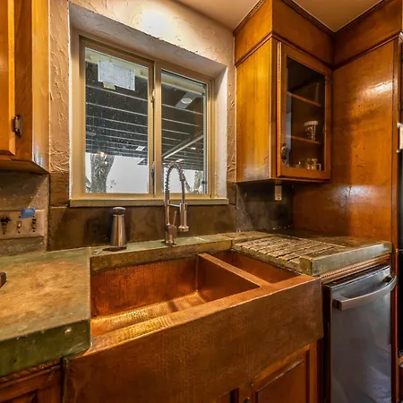 Magnificent 90-Acre Texas Ranch Estate On San Marcos River - 5 Bedrooms - Newly Renovated & Professionally Furnished 9T Ranch By Boutiq